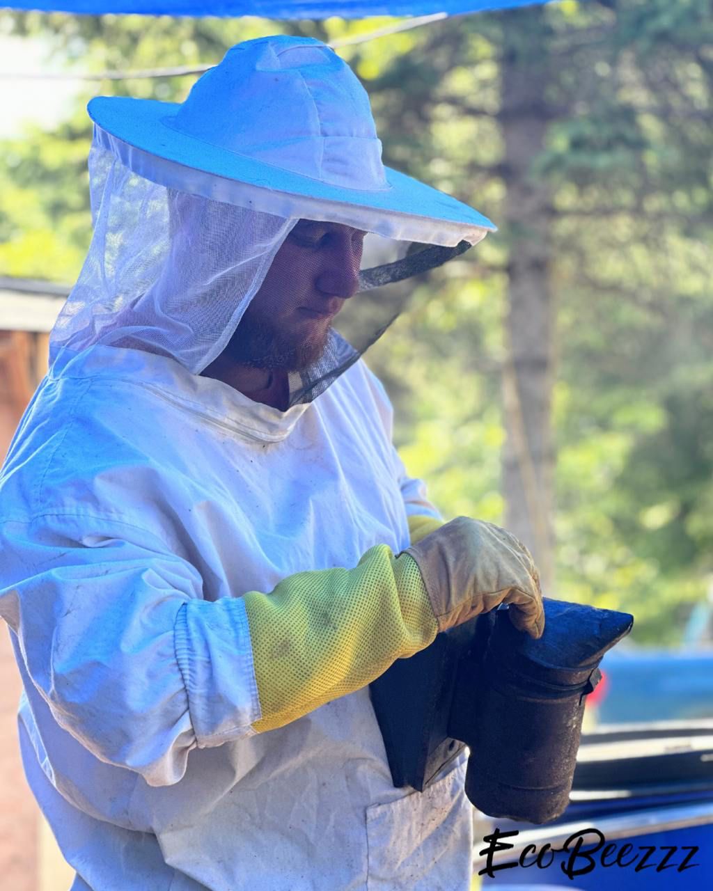 Apiary Ecobeezzz Honey family